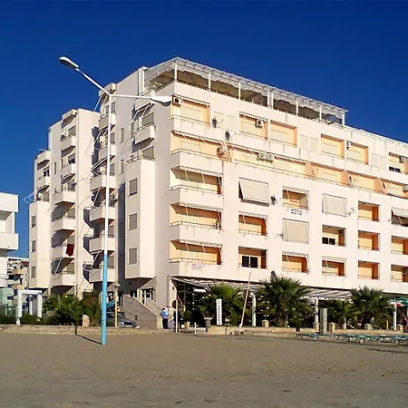 Lägenhet Sun And Durazzo Durrës