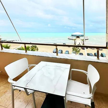 Sun And Durazzo Apartment