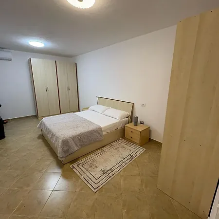 Sun And Durazzo Apartment