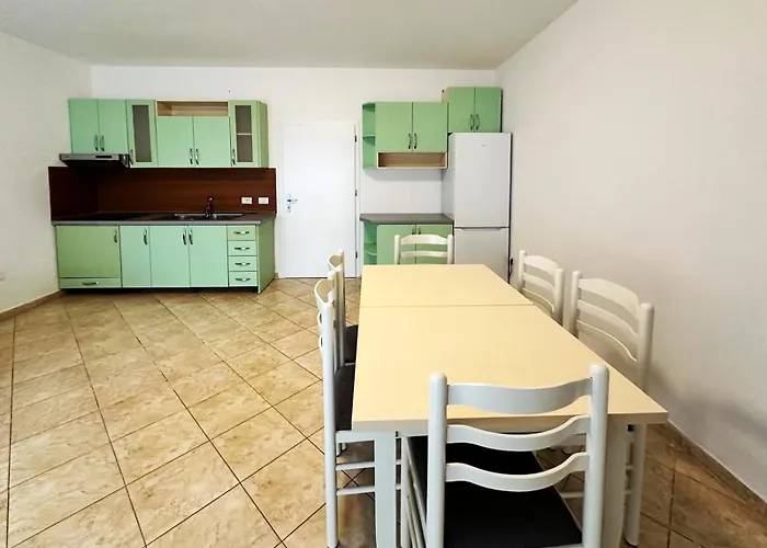 Sun And Durazzo 公寓