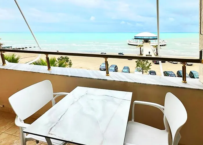 Sun And Durazzo 公寓