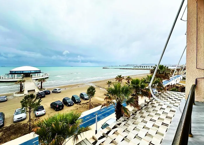 公寓 Sun And Durazzo