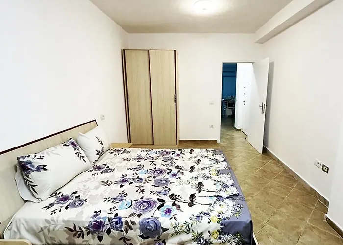 Sun And Durazzo 公寓 *