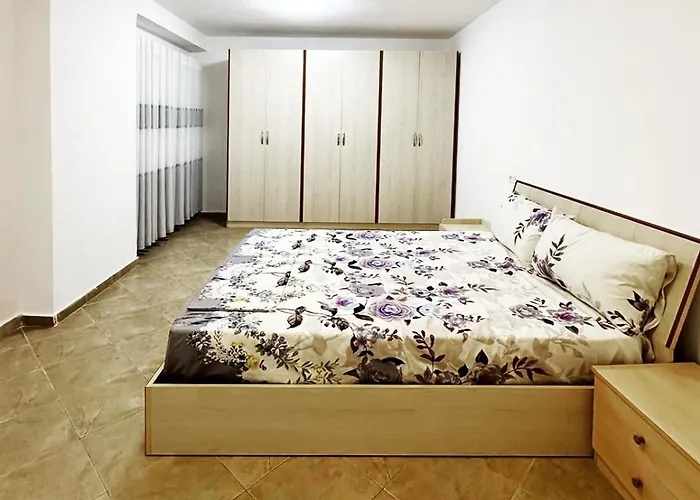 公寓 Sun And Durazzo *